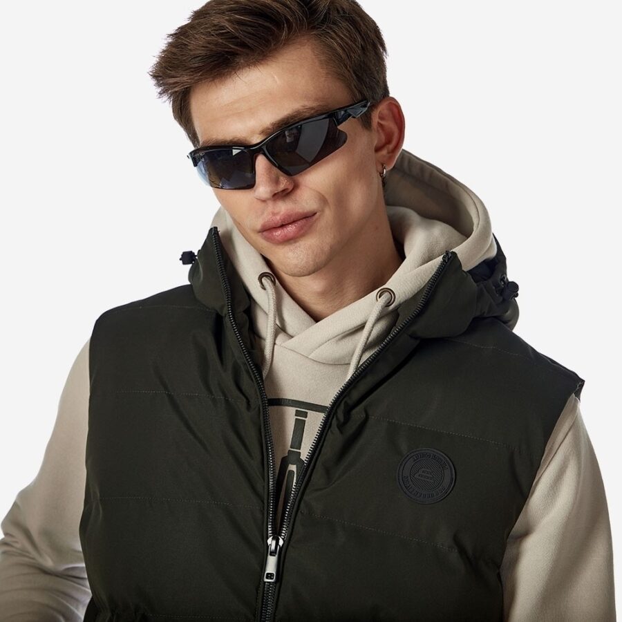 1127